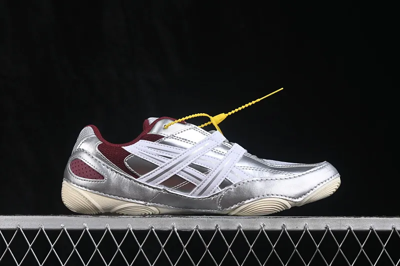 All categories Asics Asics series Asics Hypersync W version Asics Hypersync fashion retro breathable lightweight thin-soled moral training shoes 1203A879-020